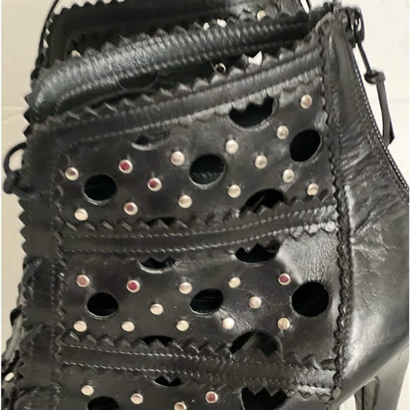 Stuart Weitzman Cagey Black Leather Rocker Ankle Bootie Size 9.5 Good Condition - Picture 7 of 16